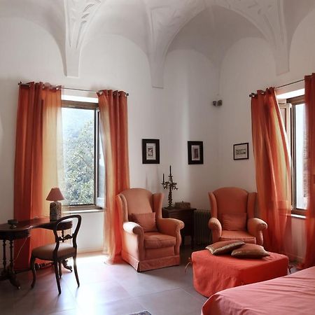 トラモンティ Pietra Rosa Bed & Breakfast エクステリア 写真
